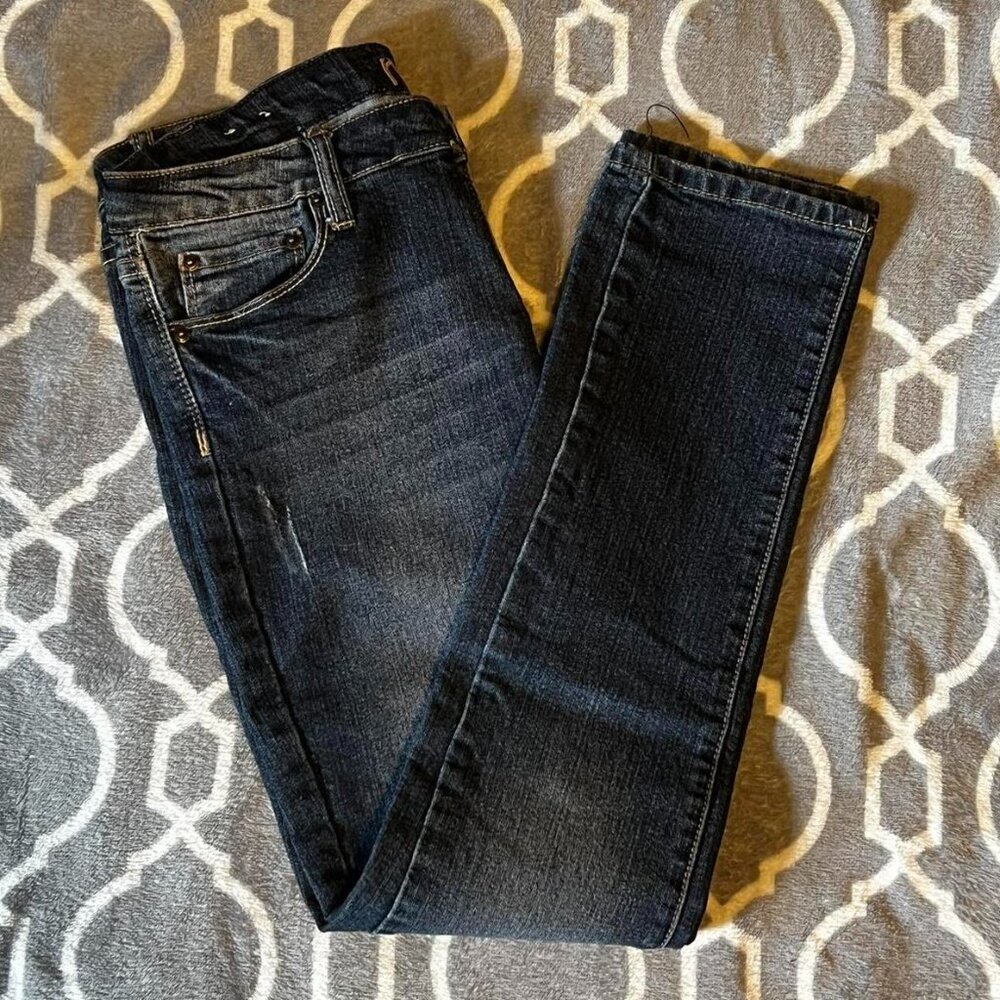 Rue 21 skinny fit dark blue denim jeans. Size 7/8. Lots of stretch!
